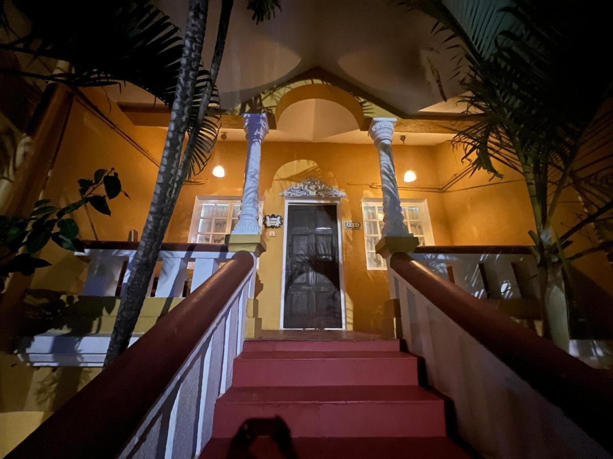 Villa Marina -By The Beach Goa Benaulim Buitenkant foto