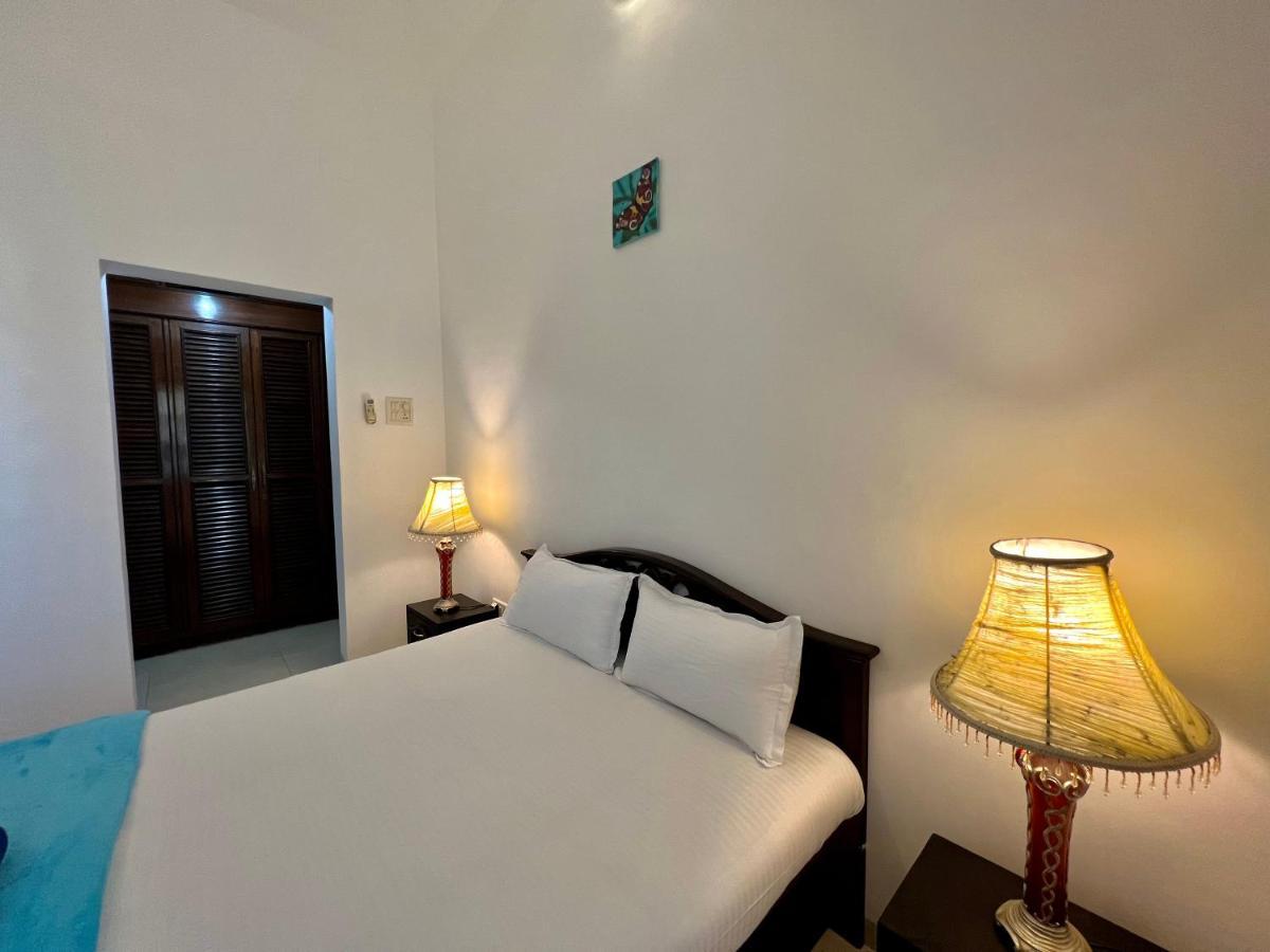 Villa Marina -By The Beach Goa Benaulim Buitenkant foto